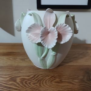 Fitz and Floyd Iris Vase